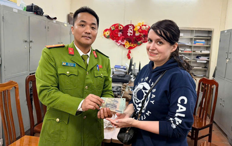 Một phút tham lợi, “đốt” cả “vụ mùa”... -0