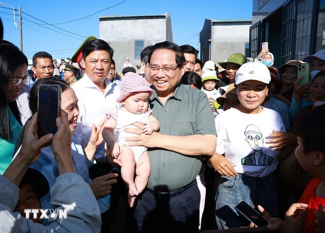 Thủ tướng kiểm tra các tuyến đường bộ cao tốc và kết quả Chiến dịch Quang Trung -0