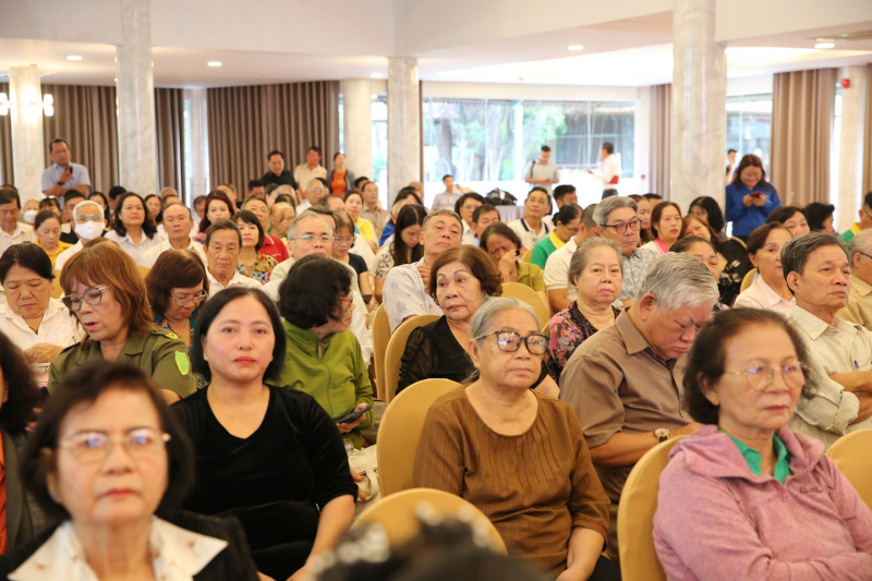 Thứ trưởng Lê Quốc Hùng và các ứng cử viên đại biểu Quốc hội tiếp xúc cử tri tại TP Hồ Chí Minh -0