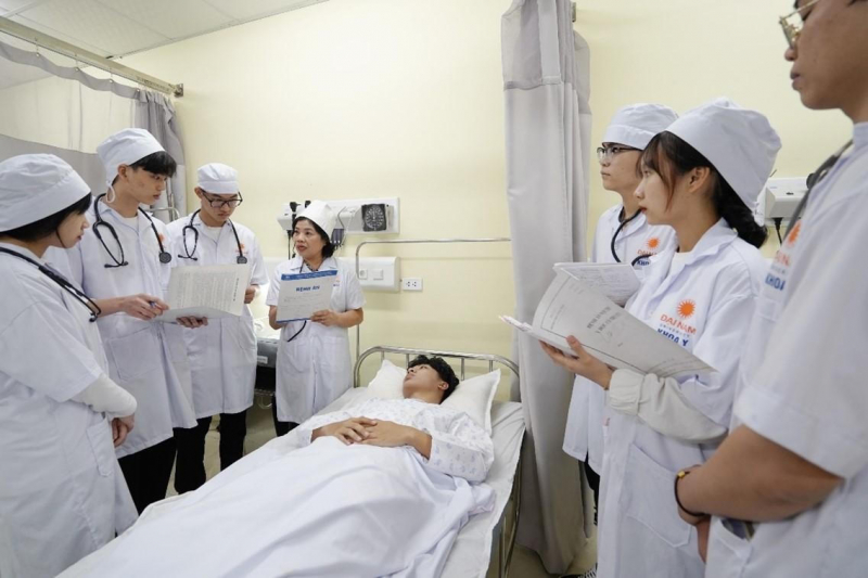 Năm 2027 kiểm tra, đánh giá năng lực hành nghề với bác sĩ đa khoa, bác sĩ y học dự phòng -0