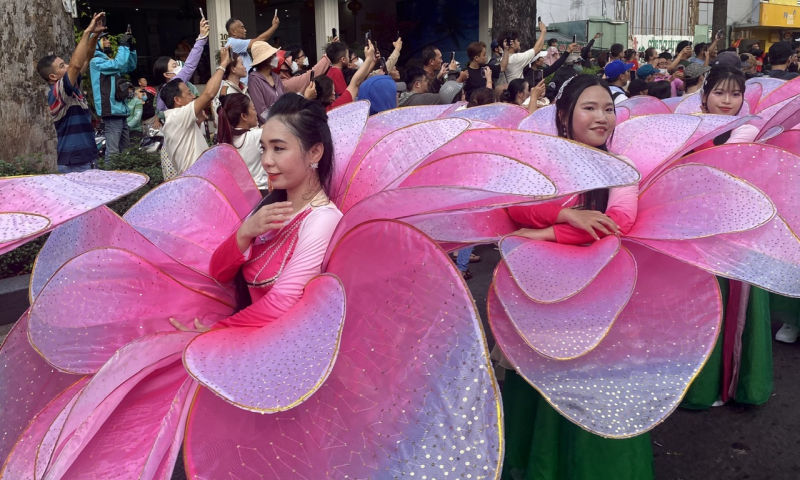 1jipl1lhj_6naq2v.jpeg -4