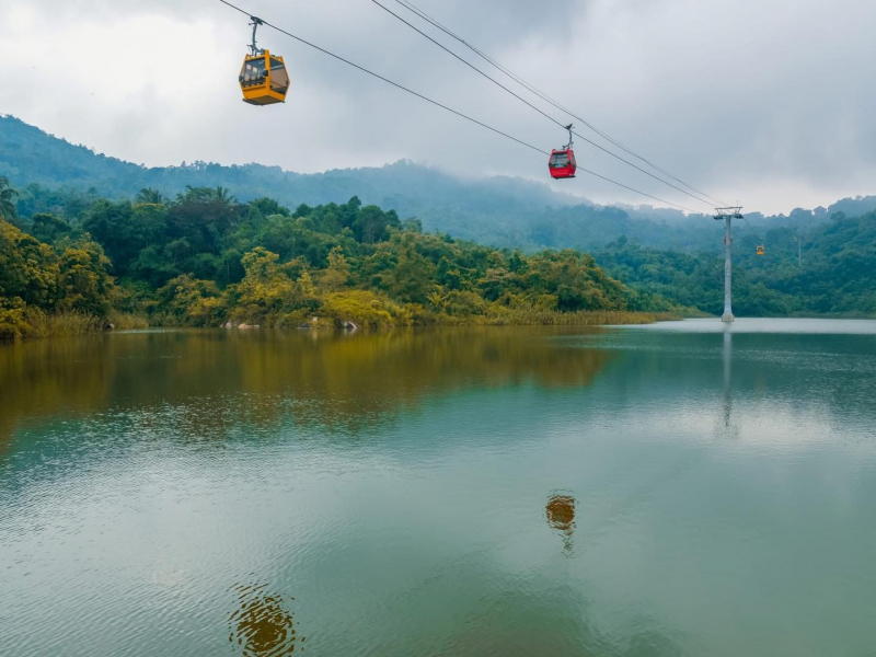 Đỉnh thiêng Núi Cấm thắp sáng ước nguyện -0