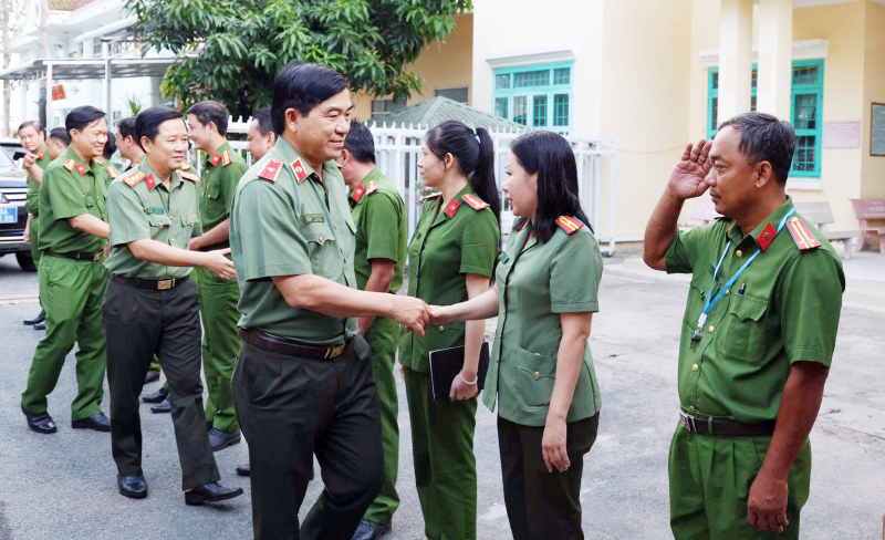 Thiếu tướng Nguyễn Văn Hận được giới thiệu ứng cử Đại biểu Quốc hội khóa XVI -0