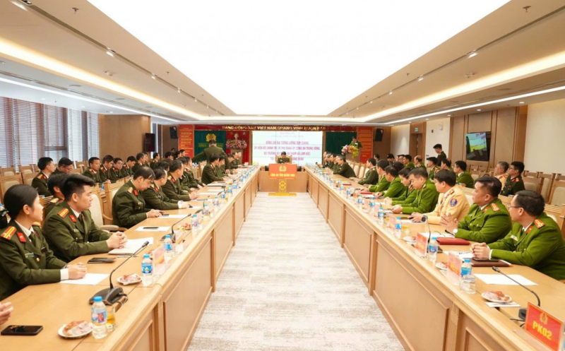 Bộ trưởng Lương Tam Quang làm việc với Công an tỉnh Quảng Ninh -0