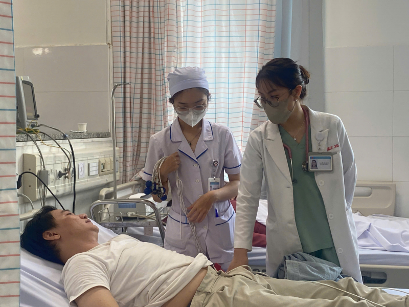 Liên tiếp 2 vụ ngộ độc sau khi ăn bánh mì tại TP Hồ Chí Minh  -2