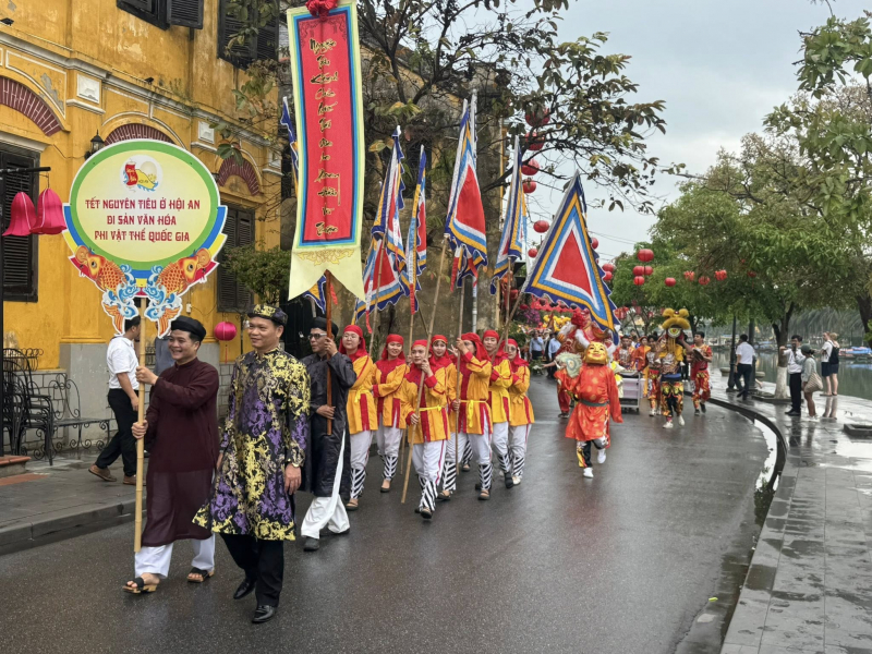 Rực rỡ Tết Nguyên Tiêu Bính Ngọ 2026 giữa lòng phố cổ Hội An -0
