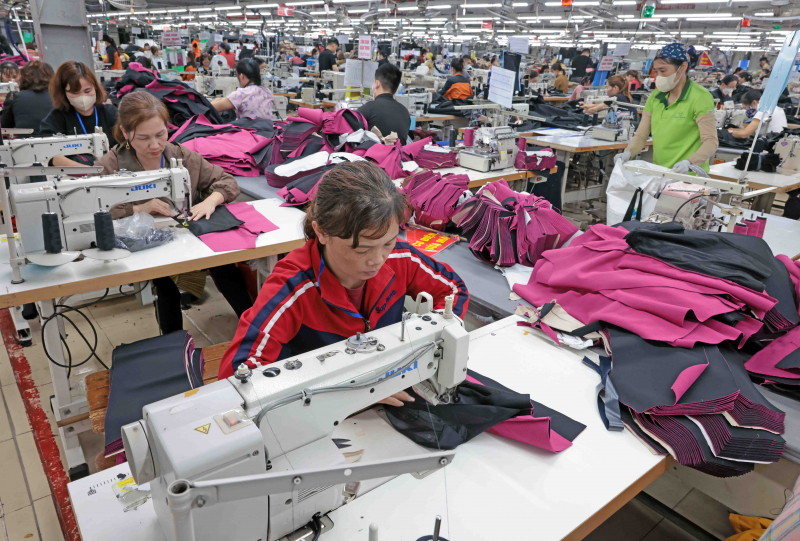 Xung đột tại Trung Đông gây áp lực lớn lên chuỗi cung ứng và giá cả -0