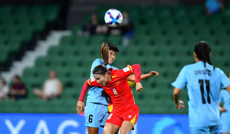 Bàn thắng phút bù giờ và lợi thế đầu tiên của tuyển nữ Việt Nam -0
