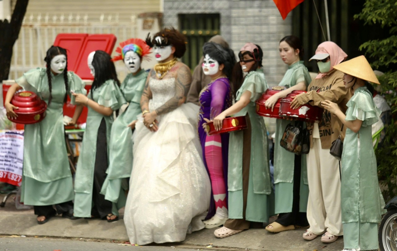 Đảm bảo an toàn cho du khách tham gia Lễ hội Làm Chay -2