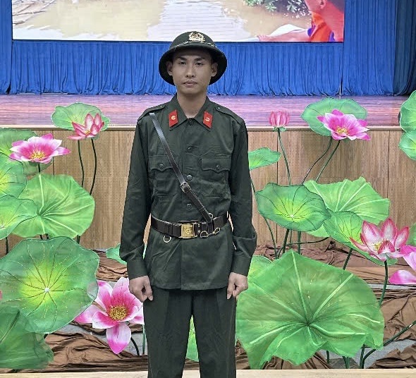 Nhiều đảng viên, công chức tỉnh Bắc Ninh xung phong thực hiện nghĩa vụ Công an nhân dân -0