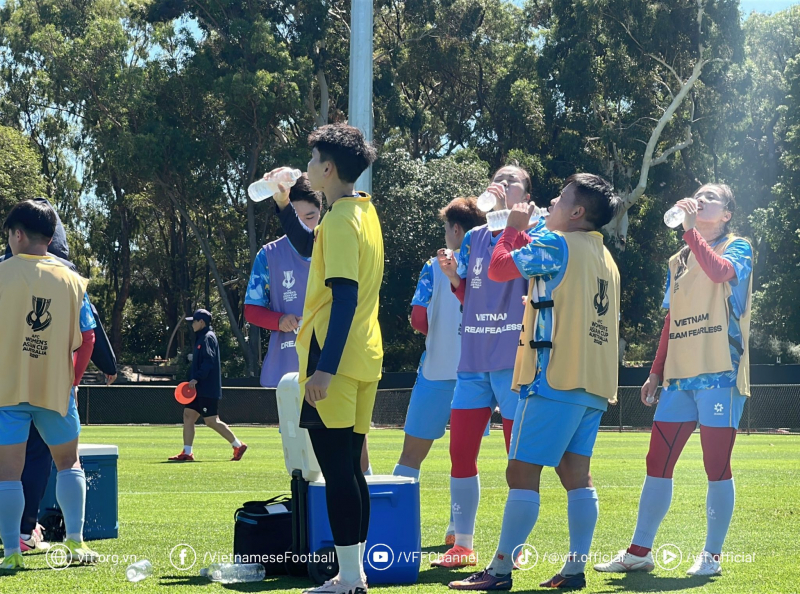 1jiu7vsro_3cm1nn-2048x1522.jpeg -0