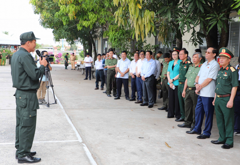 Phó Chủ tịch Quốc hội kiểm tra công tác bảo vệ bầu cử tại Phòng CSCĐ Công an TP Cần Thơ -0