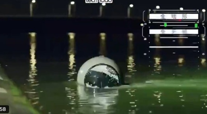 “Cảnh sát” robot -0