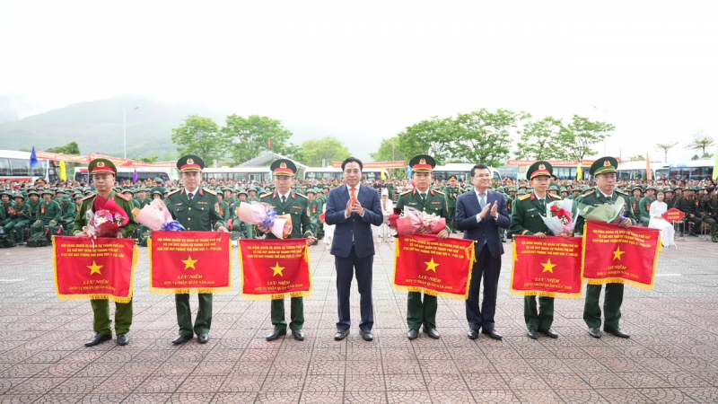 Những thanh niên ở đại ngàn Trường Sơn ước mơ khoác màu áo lính Công an -0