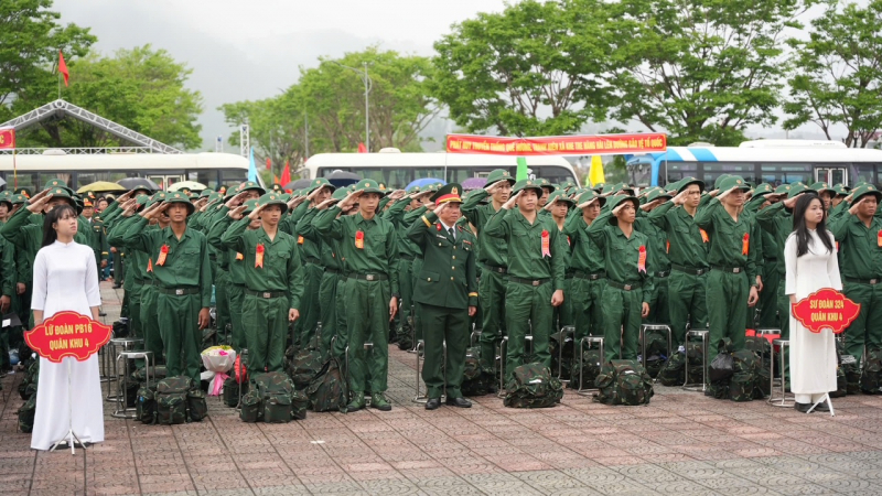 Những thanh niên ở đại ngàn Trường Sơn ước mơ khoác màu áo lính Công an -0