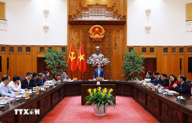 Thủ tướng: Điều hành chính sách tiền tệ, tài khóa phải thích ứng linh hoạt, kiên định mục tiêu -0