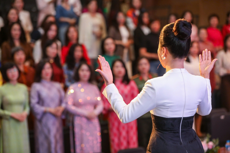 Phát huy vai trò của nữ cán bộ, chiến sĩ Cục Truyền thông CAND trong xây dựng lực lượng, văn hoá CAND -0