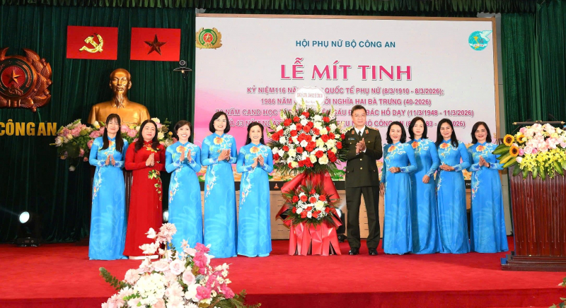 Hội Phụ nữ Bộ Công an điểm tựa tin cậy, mái nhà chung ấm áp -0