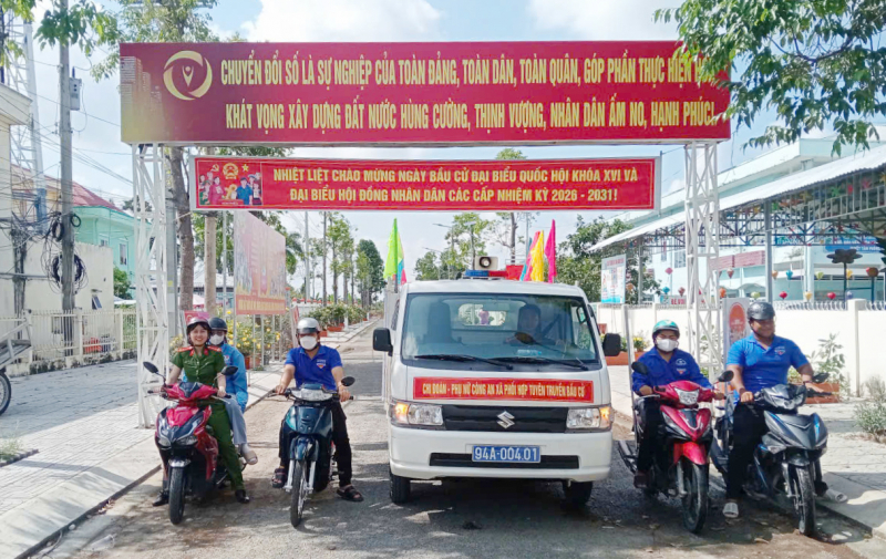 Công an Cà Mau bảo đảm TTATXH để ngày hội toàn dân thành công tốt đẹp -0