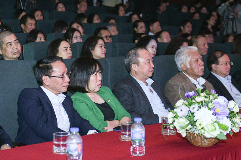 Cải lương miền Nam chinh phục khán giả phía Bắc -0