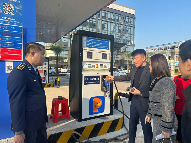 Bộ Công Thương hỏa tốc yêu cầu tăng cường kiểm tra kinh doanh xăng dầu -0