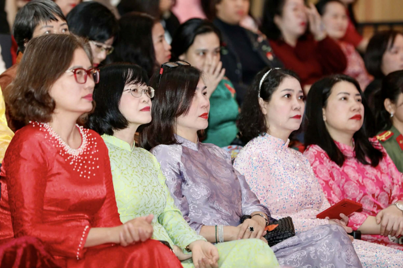 Phát huy vai trò của nữ cán bộ, chiến sĩ Cục Truyền thông CAND trong xây dựng lực lượng, văn hóa CAND -0