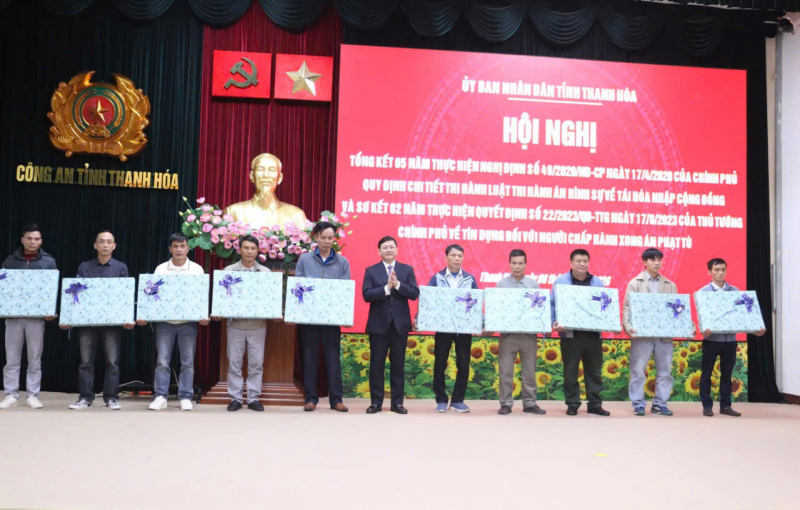 Gần 800 người chấp hành xong án phạt tù được vay vốn làm ăn -1