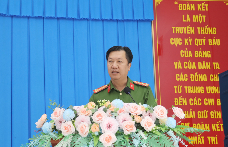 Cử tri các xã đảo ở Vĩnh Long gửi gắm nhiều ý kiến tâm huyết đến ứng viên ĐBQH khóa XVI -0