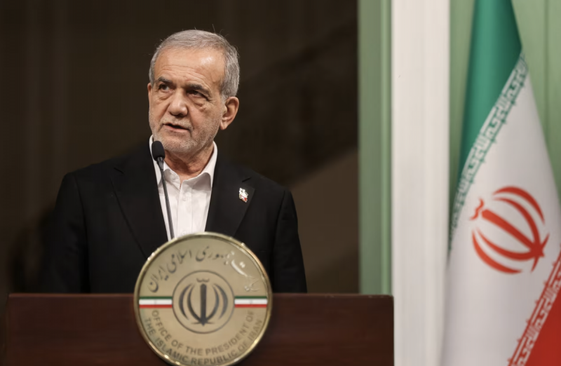 Tổng thống Iran gửi lời xin lỗi các nước vùng Vịnh  -0