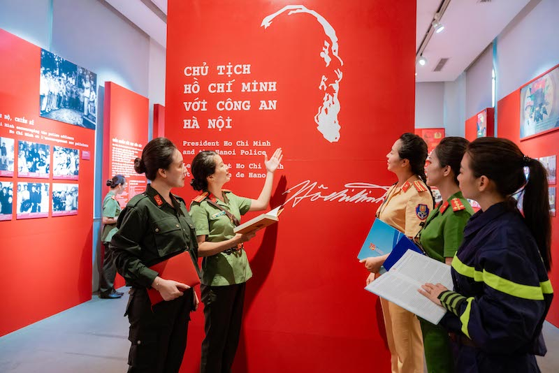 Xây dựng hình ảnh người Công an Thủ đô bản lĩnh, nhân văn, thanh lịch, hiện đại -0