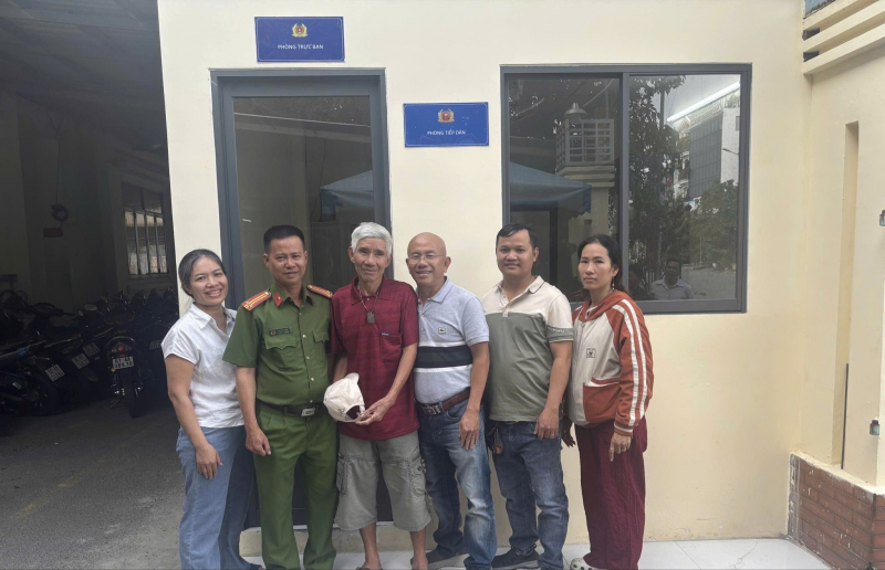 Những lá thư cảm ơn đầy cảm xúc gửi Công an -0