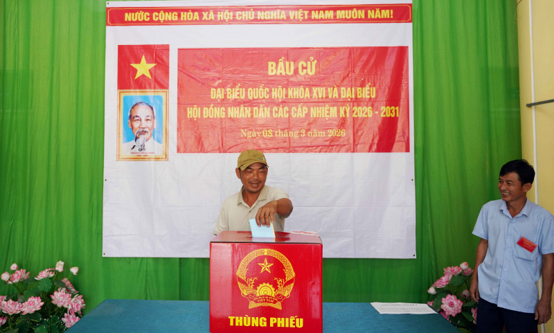 Cử tri đặc khu Thổ Châu nô nức đi bỏ phiếu bầu cử sớm -3