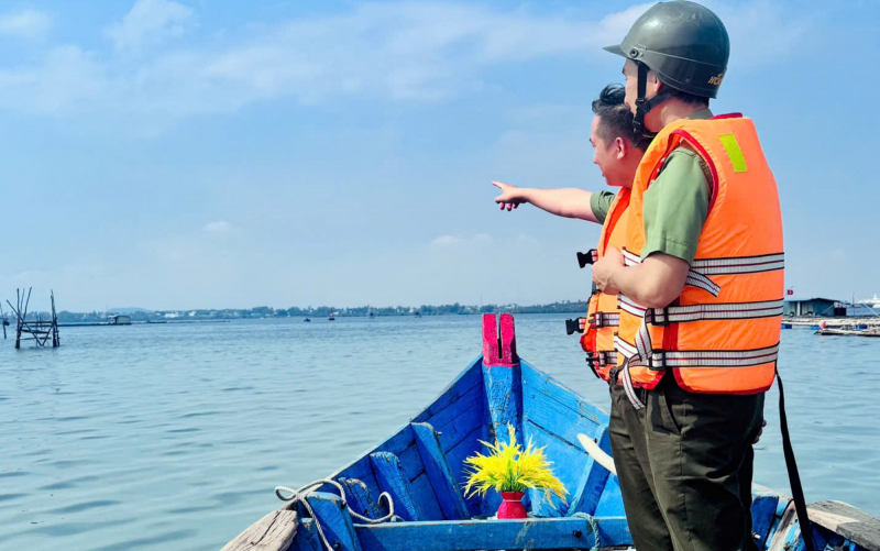 “Lá chắn thép” bảo vệ bầu cử nơi biên cương, biển đảo tại miền Trung  -0