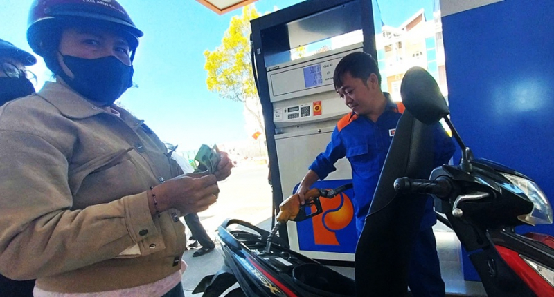Lâm Đồng: Nỗ lực bảo đảm nguồn cung xăng dầu, xử lý nghiêm hành vi vi phạm -0