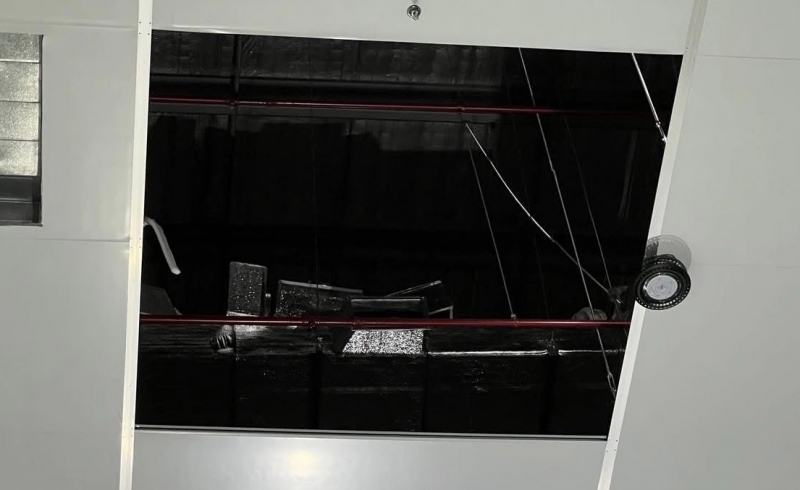 4 người thương vong trong vụ sập la phông nhà kho -0