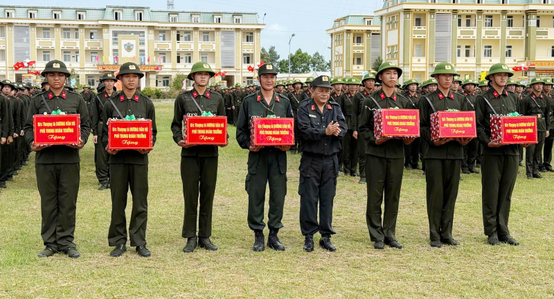Trung đoàn CSCĐ Tây Nam Bộ ra quân huấn luyện năm 2026 -0