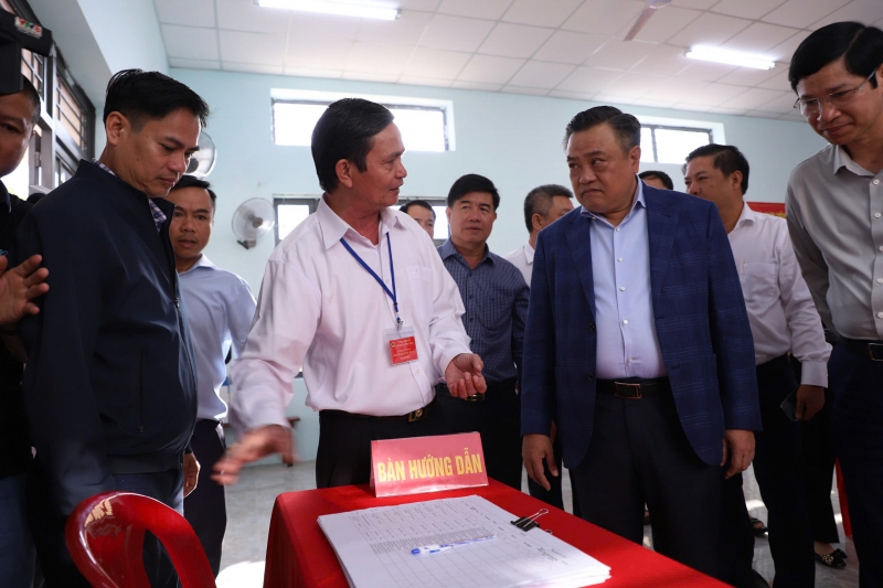 Chủ nhiệm UBKT Trung ương Trần Sỹ Thanh kiểm tra công tác bầu cử tại Đắk Lắk -0