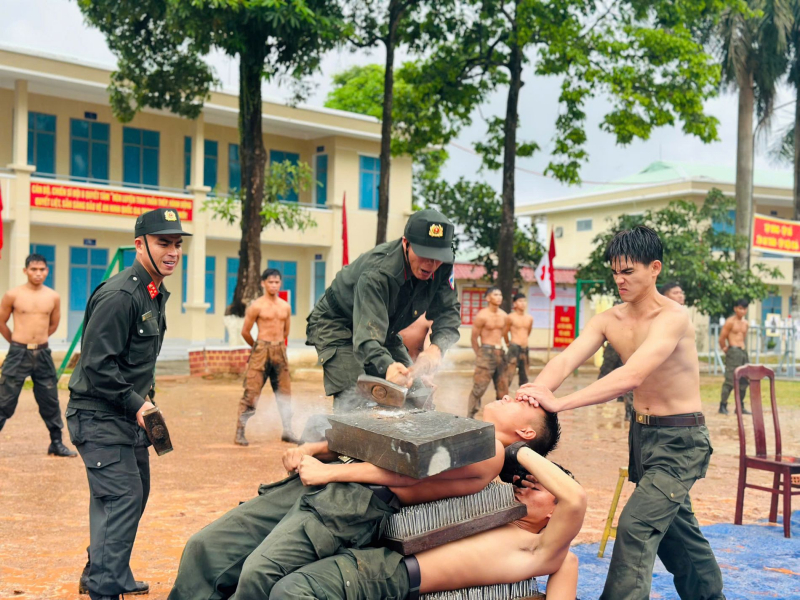 Đoàn Cảnh sát đặc nhiệm số 3 quyết tâm huấn luyện giỏi, sẵn sàng chiến đấu cao -0