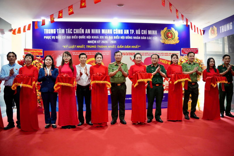 Công an TP Hồ Chí Minh ra mắt Trung tâm Tác chiến An ninh mạng  -4