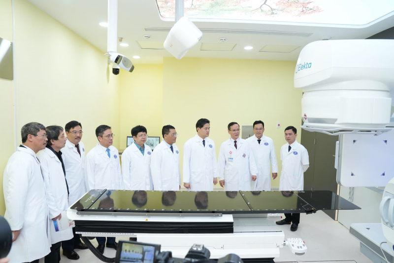 Đưa hệ thống máy xạ trị hàng trăm tỷ vào hoạt động, giảm quá tải cho bệnh nhân ung thư -0