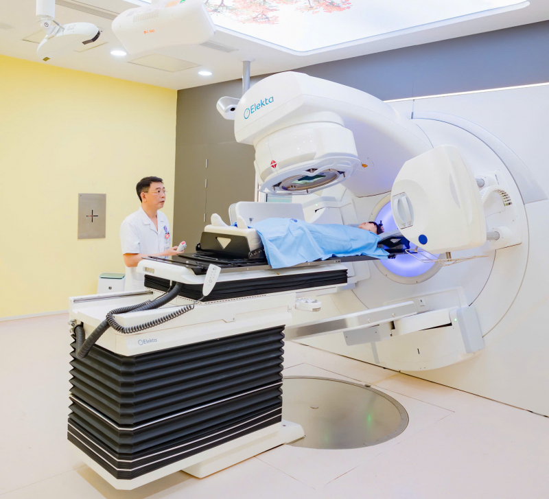 Đưa hệ thống máy xạ trị hàng trăm tỷ vào hoạt động, giảm quá tải cho bệnh nhân ung thư -0