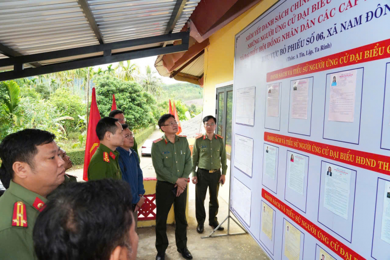 Phát huy vai trò già làng, trưởng bản trước “Ngày hội non sông” -0