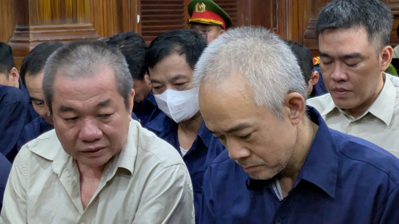 Xét xử 30 bị cáo trong vụ án cấp chứng chỉ lái xe trái phép xảy ra tại 5 trung tâm đào tạo thuộc Trường Cao đẳng GTVT TƯ 3 -0