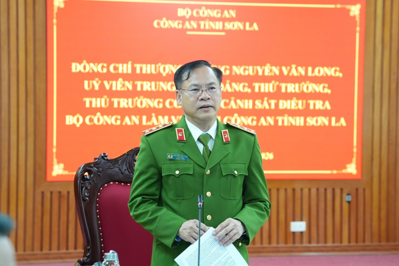 Deputy Minister Nguyen Van Long works with Son La Provincial Police Department -0