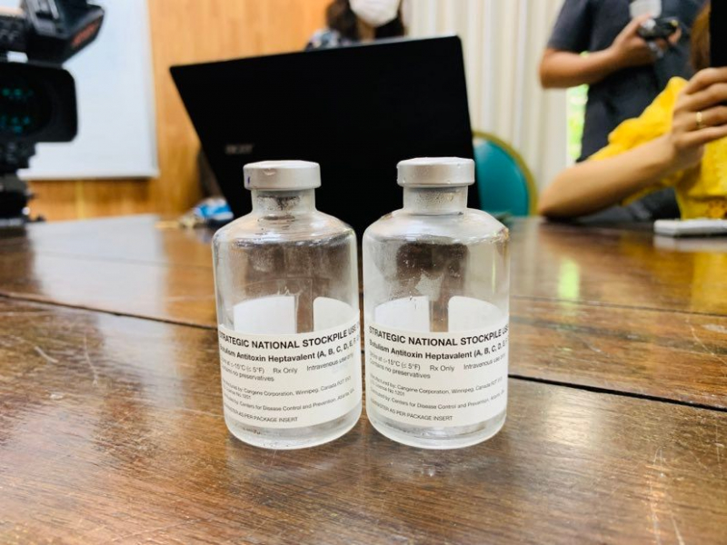 Hỗ trợ khẩn thuốc giải độc 8.000 USD cho 3 trẻ ăn cá ủ chua ở Đà Nẵng -0