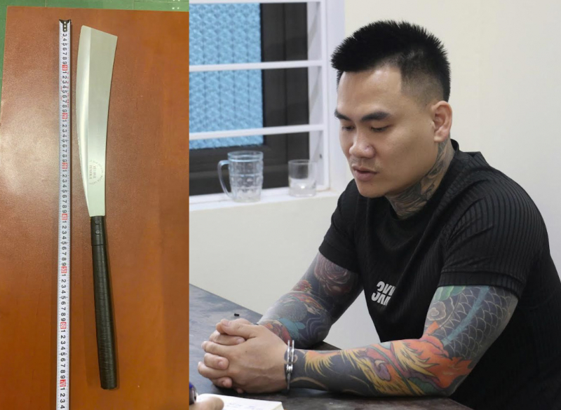 Côn đồ “thử dao mới”, chém người ở quán cà phê -0