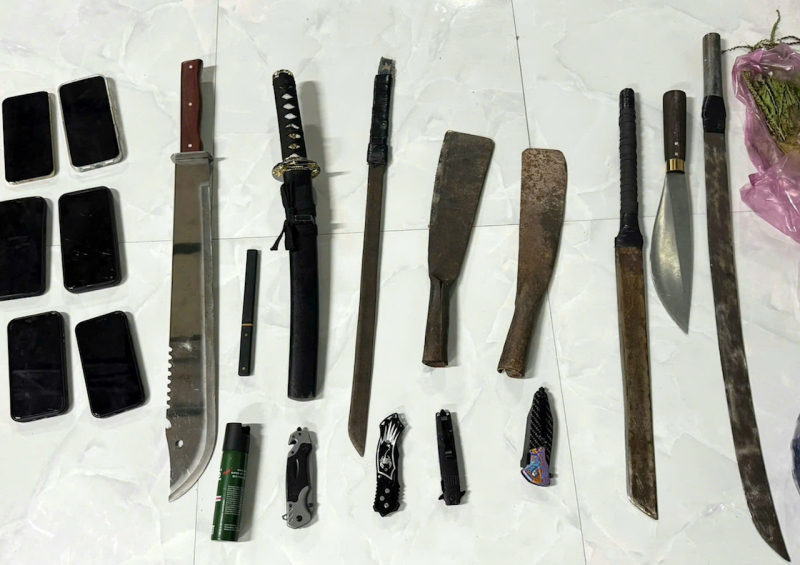 z7594749755867_7b08f0fc1287a2fedaad0798d1762199.jpg -0