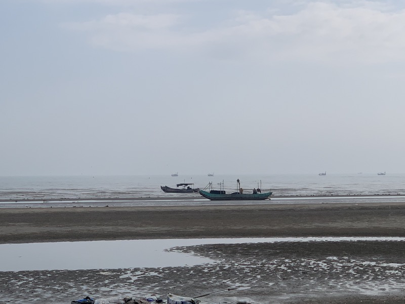 Chặn tội phạm xuất nhập cảnh trên biển  -0