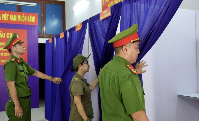 Tổng lực triển khai các phương án bảo đảm ANTT trước thềm ngày hội toàn dân -4