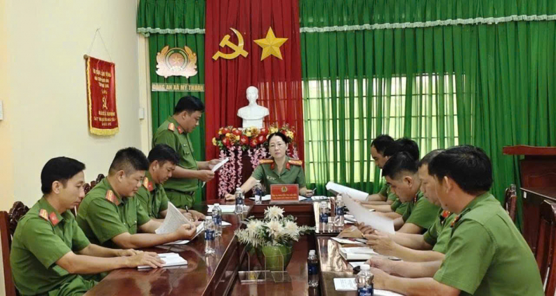 Công an vùng sông nước Tây Nam bộ phòng ngừa, trấn áp tội phạm ngay từ địa bàn cơ sở -0